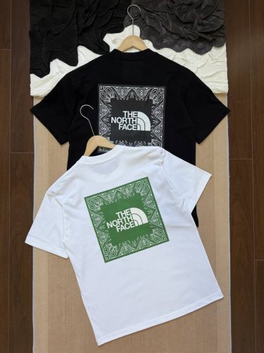 thenorthface北面 腰果花 圆领短袖T恤 男女同款 -面料采用260G纯棉面料，达到透而不露的黄金平衡点，完美规避透视尴尬，成衣尺寸稳定，多次机洗仍能