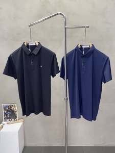 Dior迪奥独家专供新款原单男士休闲polo短袖 高端定制 高端版本 时尚百搭爆款进口面料 手感超柔软细腻 穿着亲肤舒适 高端精品 代工厂p精细做工 上身非常赞
