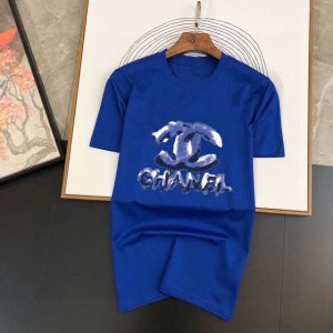 直 品牌 Chanel香奈儿 胖子福音 原单男士休闲短袖T恤 2025春夏新品 定制胸前顶级Logo 工艺 搭配整件细节 品质及剪裁设计都堪称一流 定制进口丝光