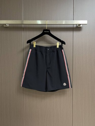 moncler 2025Ss夏季新款休闲短裤 品牌经典Logo 休闲裤 定制面料 舒适度极好 手触感强烈 辨识度极高 完美品相工艺 尺码 M-3Xl