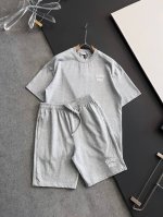 套装Cel、 2025春夏新款男女同款短袖T恤！Logo刺绣设计！极具设计精选客供100%全棉面料，手感柔软亲肤，着身舒适透气性都无法挑剔，实物绝对会让你爱不释
