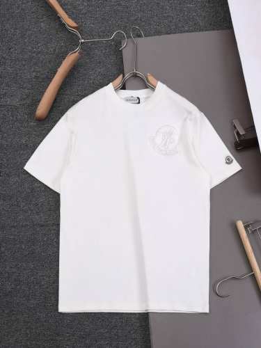 Moncler 蒙口 2025新款 前后刺绣字母Logo 定制袖章 男女同款 短袖T恤 定制260克100％双纱纯棉面料 定染32支双股螺纹 领标吊牌主唛三标齐