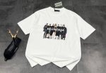 新款短袖上新：Balenciaga 2025夏季巴黎世家乐队人像数码喷印复古圆领短袖Oversized 版型男女同款，遮肉显瘦！胸前乐队人像立体的胶印，给人强烈