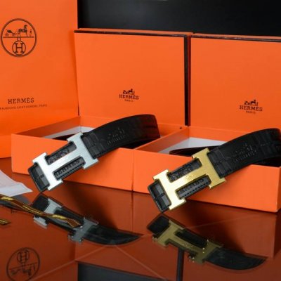 顶级版本1:1 Hermes 爱马仕新款皮带真皮腰带 带身：纯头层牛皮 品质：带Npc芯片可扫码 扣头：纯铜扣头 包装：打孔器，手提袋，发票齐全 尺寸：宽3.8