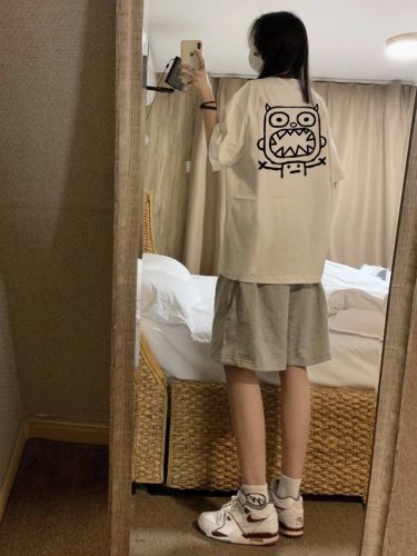 the North Face 北面 韩国23Ss饼干人情侣短袖 商品参数 采用260克双砂面料 三针五线做工 领口包包边条 今年火爆的品牌 看到了就忍不住要自留