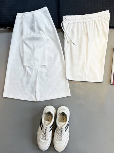 套 古奇 25 Ss春夏新款棉质套装 完美提花标识 顶级五金+顶级面料定制 一套不拆 标准版型 黑 白 两色 男女同款 码数 M L Xl Xxl Xxxl