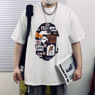 模特细节图# bape Summer Camp双面标志图案猿人头重工艺印花圆领短袖 高版本 猿人形象 260克优质高织纯棉面料 双纱精梳 质感柔软官网发售款 超