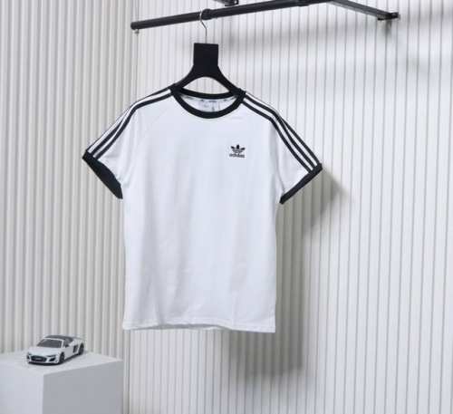Adidas 阿迪达斯冰丝纯棉短袖T恤 原版开发定织面料工艺洗水处理 高克重300克面料 质感十足 布面干净 柔软舒适 .索罗娜螺纹定染无色差 经典字母印花 进