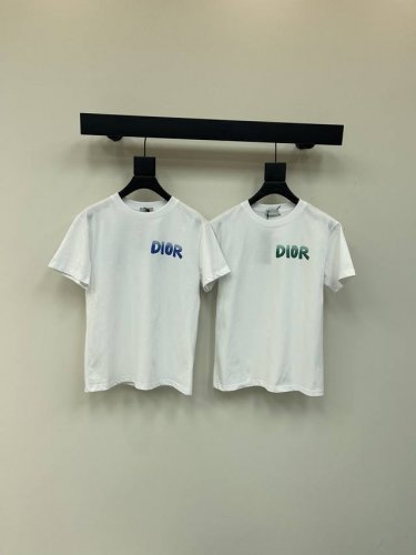 新品推荐Dior 2025 前后印花Logo 短袖T恤！纯棉面料！Sml Aa
