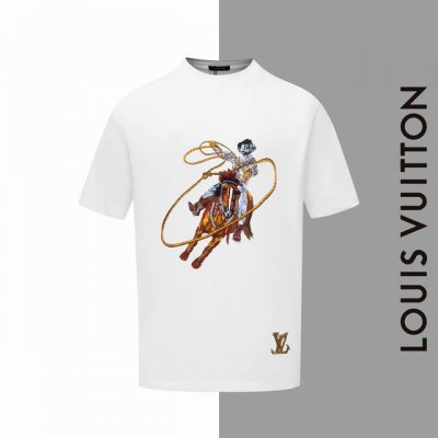 款号#Z17 Lv 战马套圈人圆领短袖 Louisvuitton官网一致款式 面料：32支双纱280克纯棉面料 同缸同色织染螺纹 颜色一致 工艺：前后片总计20