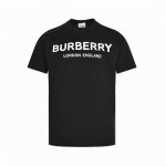 burberry 巴宝莉 经典字母印花短袖 正品1：1打版，领口罗纹采用1X1拉架螺纹，60支双股丝光棉面料，胸前百灵达刺绣机超高密度刺绣加持，字体饱满，字体颜