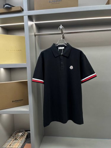 Moncler 蒙口 标识贴片新款polo衫 原版面料 官方同款 采用210克纯棉珠地面料 定制 同缸染面料 手感非常舒服爽滑 版型挺阔有型 一线品牌代工厂p出