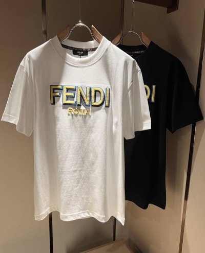 Fen*I 芬*迪2025春夏新款Fd家族Ff男女同款短袖T恤 男女同款百搭极简短袖 意大利原厂订单 Fd家族人气单品 简约纯色系打造 Fd家族经久不衰的标志性