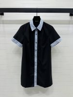上新原单高端品质 Miumi*2025春夏最新系列！拼接撞色短袖连衣裙！定制Yb全棉材质 拼接格纹工艺处理 舒适挺括 polo领短袖裁剪 胸前字母徽标点亮设计
