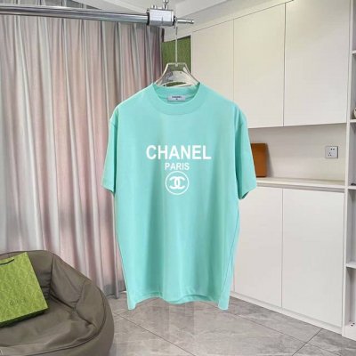 香奈儿 Chanel2025夏季新款 双C字母Logo印花 短袖T恤 定制面料300G 男女同款 尺码 S M L Xl Xxl 五个码 颜色 黑色 白色 湖绿