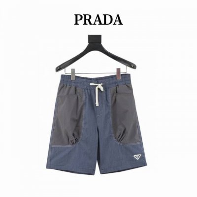 prada 普拉达 工装口袋徽标短裤 定织定染高密平纹混纺面料 裤型融合工装风格又不失优雅 两侧搭配热切割织带 原版1：1定制 腰部硅胶3Dlogo牌 裤脚锌合