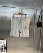 Loro piana诺悠翩雅*25S新款五分短裤！经典品牌图形标识.立体定制压胶工艺.简单高级！高密冰感四面弹轻薄面料.上身无束缚感，舒适透气.男女同款！颜色：