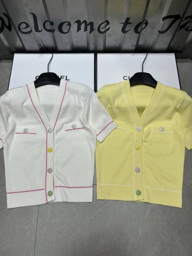 新品上线 款号:25876# #Cd彩色扣子短袖实拍图