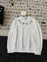 120 - Moncler 蒙口 秋冬新款领口涂鸦字母印花圆领卫衣情侣款 男女通吃好卫衣，领口品牌标识高清印花工艺！ 高清印花，舒适不紧绷，三标辅料，做工细节都