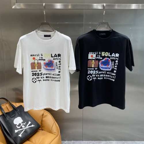 驴家 Lv黑T，趣味印花的时尚奇遇！彩色的印花和文字，像是一个个时尚密码，记录着特别的故事。有可爱的蛋糕图案、标志性的包包元素，还有各种俏皮的文字组合，每一处都
