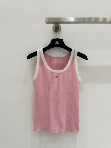 chanel 2025 沙滩春夏新品 撞色修身针织背心 金属装饰设计百搭减龄又时髦 少女穿搭修身版型不挑人上身巨显瘦 码数 Sml
