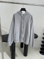 新品High There + Dripley戴帽卫衣 定制定染复古平纹针织面料 中号版型剪裁 正面和背面饰以Hight There + Dripley艺术作品对