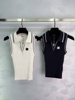 Chane*25夏季新款无袖针织polo衫搭配利落黑边 勾勒出简洁而优雅的线条 标志性双C Logo低调点缀 精致感不言而喻 2色尺码Sml