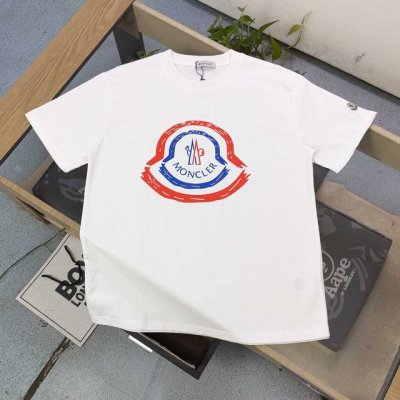 高版本 2025新款Moncler蒙口蜡笔红蓝铃铛图案Logo印花休闲情侣宽松短袖T恤，独一无二的活性环保面料染色，32支双纱精梳纯棉爽滑手感，纯棉不起球不起毛