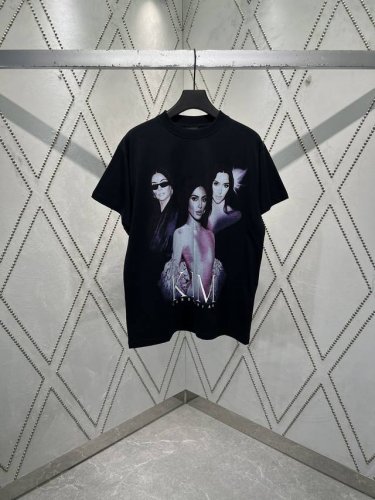 巴黎 25Ss早春新款圆领短袖T恤 证明印花图案 黑色 男女同款！ 码数：S.M.L.