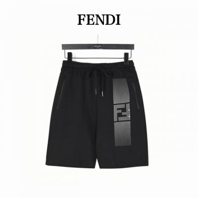 fendi 芬迪 单边波点双F短裤 全新美学灵感趣味设计,渠道性质精品。让整体造型设计更加优雅时尚，今夏最火系列，无数明星潮人追捧。裁剪工艺细节处理工整为玩味时
