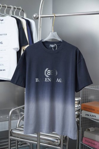 balele 巴黎世家 25Ss早春新款 字母Logo金粉印花短袖 轻奢主义 男女日常通勤穿搭必备单品 正确版本 欢迎对比 详细特征 320克100% 纯棉双纱