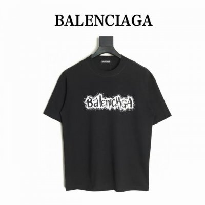 Balenciaga 巴黎世家 25Ss 阴影字母短袖T恤 面料采用定制240G 26支特滑双股精棉平纹高密无尘全棉布料。前幅高密度加厚，走线平整，代工品质，全