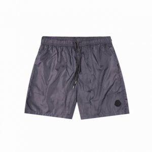 moncler 蒙口 25Ss 硅胶章仔尼龙短裤 后袋黑标运动短裤 采用速干尼龙梭织面料 透气轻盈 柔软舒适 全套原版定制五金辅料 细节拉满 市场上顶配版本 宽