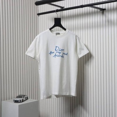 dior 迪奥 25Ss 手写Cd签名字母竹节棉短袖 -正确版本，面料正确，克重正确，颜色正确采用新疆长绒棉与进口匹马棉混纺，通过竹节纱工艺制造不规则粗细节，纱