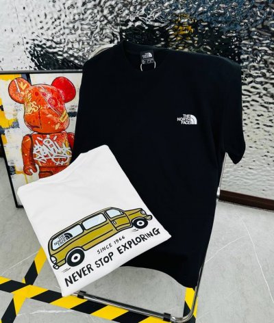 高版本带芯片 The North Face 北面25夏季新款印花休闲宽松情侣款 短袖T恤D988 细节:版本一比一复刻，吊牌 领标 水洗。带Nfc芯片识别 面料