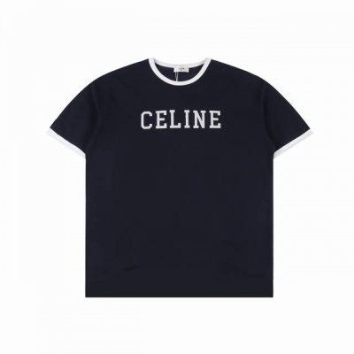 celine 塞琳 贴布绣花字母圆领短袖T恤 三标齐全 采用高端索罗娜布料，前幅采用贴布绣花工艺 手感非常舒服 Os落肩版型，时尚又个性，超级百搭的一款！螺纹领