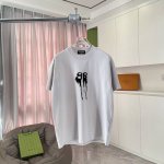 Balenci*Ga 巴黎2025春夏新款 个性字母Logo印花 定制面料300G 短袖T恤 男女同款 尺码：S M L Xl Xxl 五个码 颜色：黑色 白色