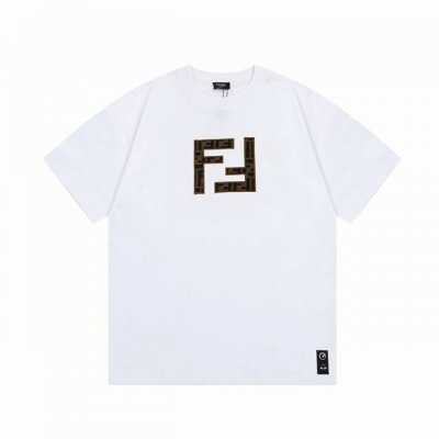 隔天到 Fendi 芬迪 双Ff字母贴布刺绣&& Logo标识精致升级 原版面料 官方同款 短袖T恤 定制260克同缸染面料 手感非常舒服 春夏最新版本 颜色: