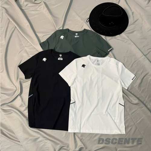 上新 跑量 迪桑特 Descente 25Ss夏季经典硅胶小标休闲无痕压胶弹力速干短袖T恤 ，三色可选，经典百搭永不过时系列，绝佳夏季出行穿搭必备百搭单品 如今