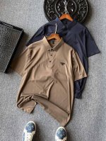 高端玩家必入！ 人气爆款！Prada 普拉达专柜新品冰氧蚕丝无痕锦氨棉短袖Polo衫！恒隆在售万元级，款号：2321 普拉达家今年最新顶级冰氧锦氨面料！内外全部