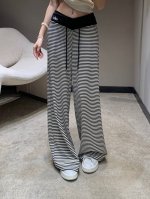 Alo 25Ss春夏新款 字母腰头抽绳条纹阔腿裤丨独家高版出品！美式运动瑜伽设计 休闲随性的感觉～特别好搭配 拍照超级出片 出街逛街穿真的很合适！整条裤子立体剪