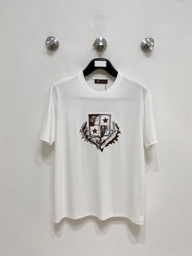 Lp2520新款原单男士休闲打底短袖T恤 高端定制 高版本 时尚百搭爆款宽松版型原版进口420克双股纯棉面料 螺纹袖口.领口衣摆 手感超柔软细腻 穿着亲肤舒适