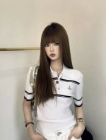 土星 2025夏季新款 翻领短袖针织上衣 胸前经典刺绣图案 撞色条纹设计经典百搭 简单且高级 上身活泼俏皮落落大方 无敌好穿。两个色Sml