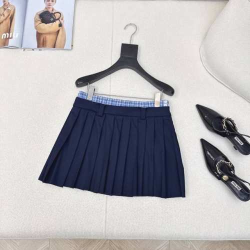 李兰迪同款 Miu 25Ss 春夏最新款一系列拼接格纹polo衫+短半裙+中长款半裙 藏蓝色非常好看 休闲时髦又有高级感 运动休闲洋气减龄 可以一套搭配 或者分