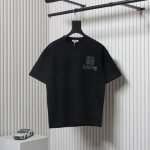 loewe 罗意威 25Ss 烫钻四叶草短袖面料采用定制240G 26支特滑双股精棉平纹高密无尘全棉布料。前幅高密度加厚，走线平整，代工品质，全套定制辅料。 S