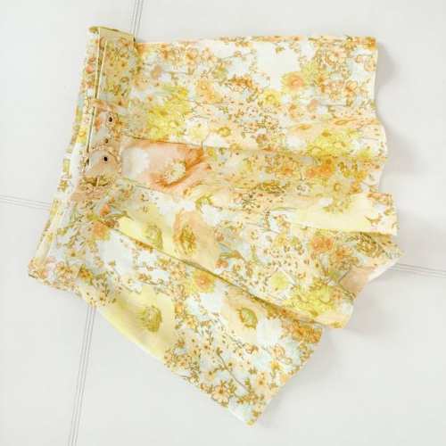款号：#8561 颜色: 印花色 成分：100%Linen 尺寸：0123 腰围 臀围 长 Waist Hip Long 0 68 126 35 1 72 13