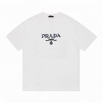 上新 高版本 prada普拉达字母硅胶批彩色绣花布工艺短袖 最高版本！定制面料 克100%双纱全棉！字母硅胶批彩色绣花布工艺设计！ 辅料：开模原版过鉴定领标10