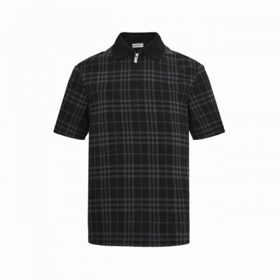 burberry 巴宝莉 蓝格纹弹力混纺polo短袖 选用三重黄金比例棉质混纺面料制成 棉纤维具有天然亲肤 柔软 吸水性强等特点 其结构特性保留了面料的透气性