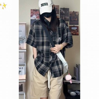 上新 凯乐石 Kailas25Ss复古格子大码翻领短袖衬衫 夏季专柜同步发售花格子短袖翻领衬衫上衣，男女同款。 凯乐石夏季专柜经典款系列衬衫，原滋原味，外贸大厂