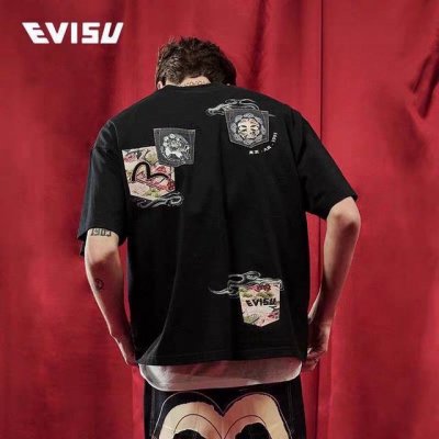 ev阿福 25Ss 男士海鸥标志刺绣多口袋宽版T恤 2Eshtm1Ts504Lfblk 这件宽松版短袖T恤背面的多个口袋以牛仔贴布与日本制织锦打造，增强视觉效果
